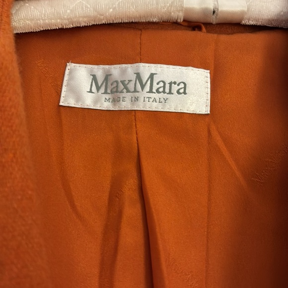 MaxMara Cashmere Jacket - Picture 3 of 4